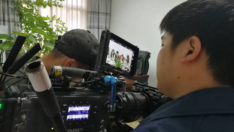 剧本杀式体验：西峰区广告片拍摄公司构建沉浸式消费决策路径