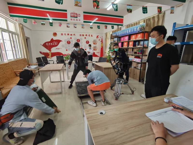 西峰区广告片拍摄公司：极简主义践行者，少即是多的视觉哲学